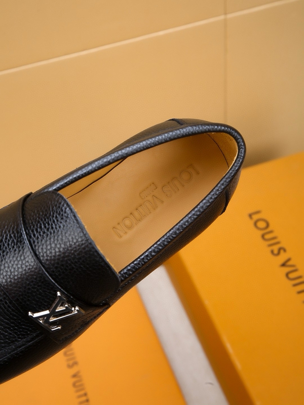 ルイヴィトン靴角部分ディテール